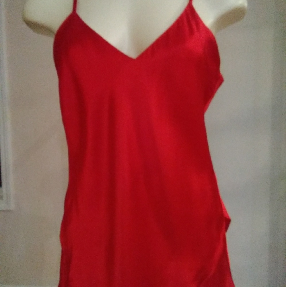 Lasoie 100% silk camisole/tap pants set